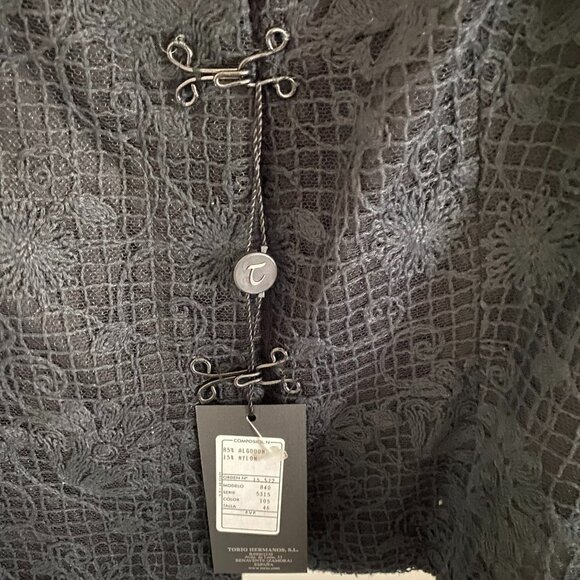 TORIO SPAIN 2-PIECE SUITE BLAZER JACKET SKIRT BLACK LACE LINED SZ 4 - Picture 3 of 10